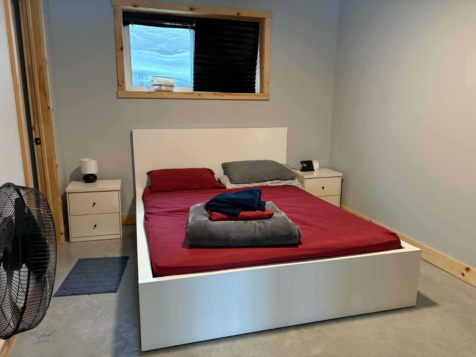 Chambre, rez-de-jardin